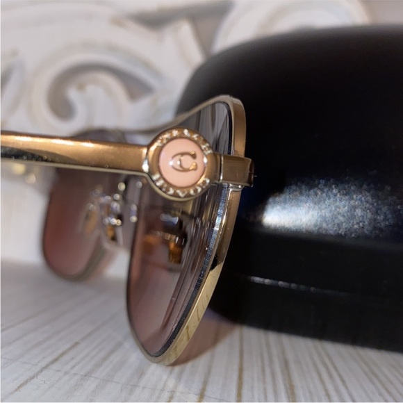 Coach Aviator 56mm Gold Sunglasses Brand New w/Tag Case & Cloth - Picture 4 of 13